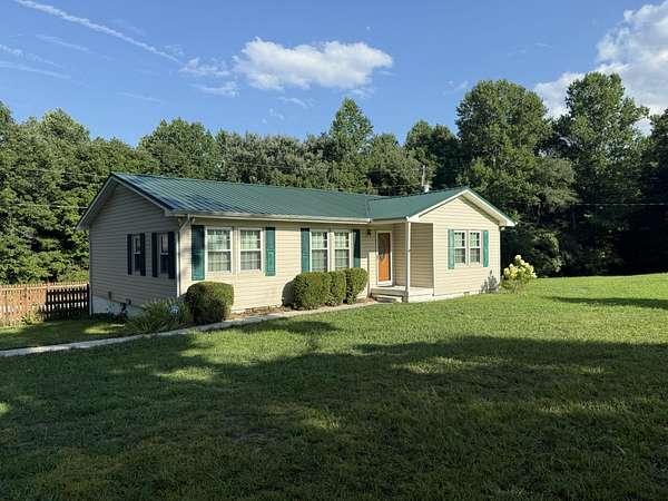 3.1 Acres of Land with Home for Sale in Ocoee, Tennessee