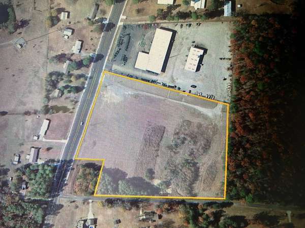10 Acres of Mixed-Use Land for Sale in Magnolia, Arkansas