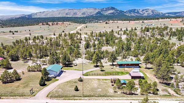 5 Acres of Land with Home for Sale in Edgemont, South Dakota
