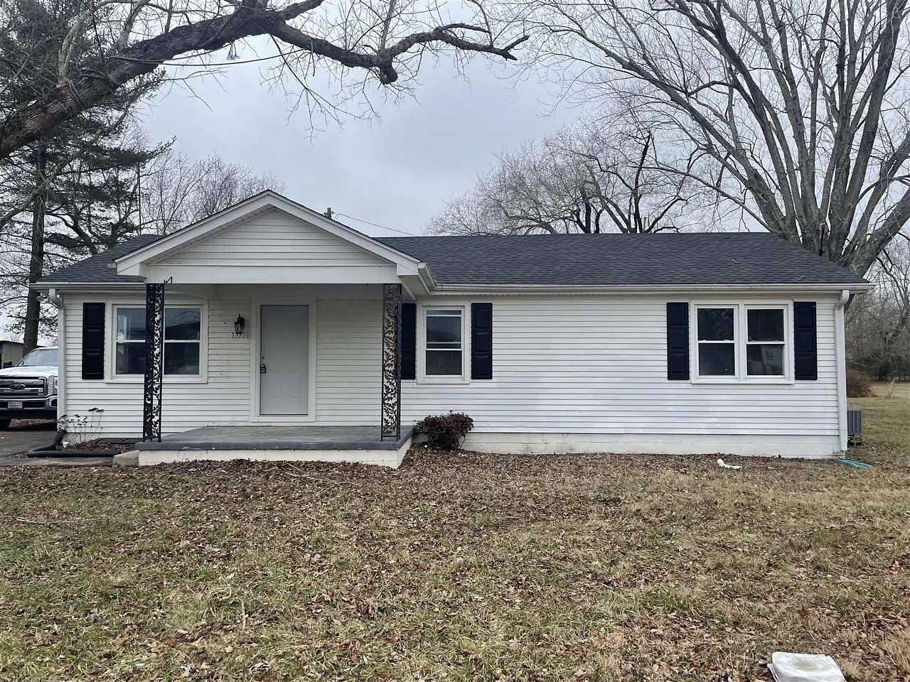 1.6 Acres of Land with Home for Sale in Bowling Green, Kentucky