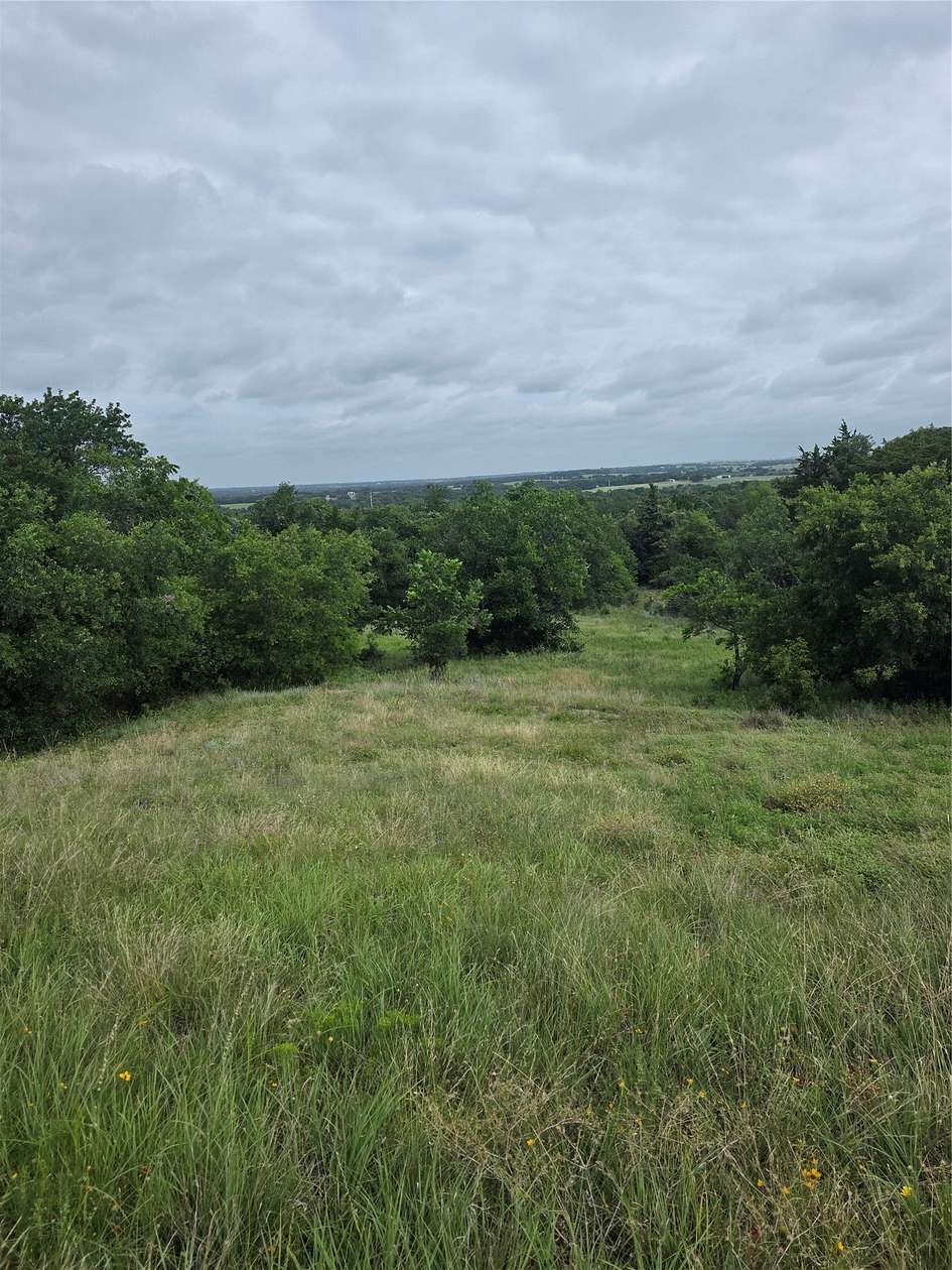 3.19 Acres of Land for Sale in Aurora, Texas