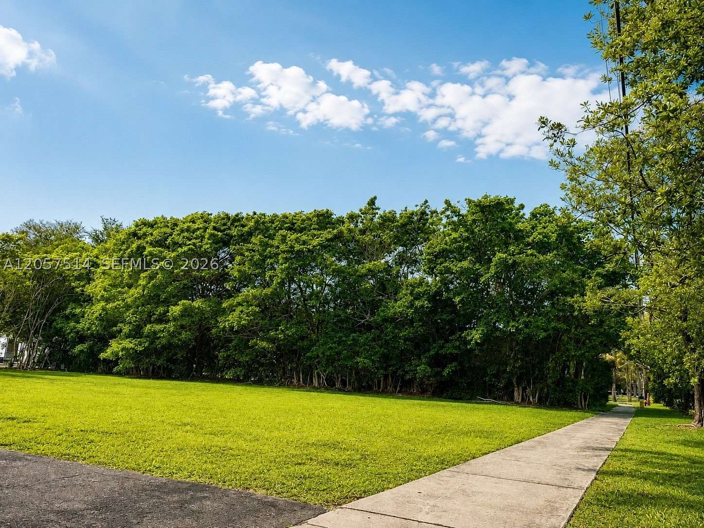 0.2 Acres of Commercial Land for Sale in North Miami Beach, Florida