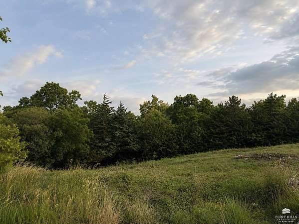 0.46 Acres of Residential Land for Sale in Manhattan, Kansas