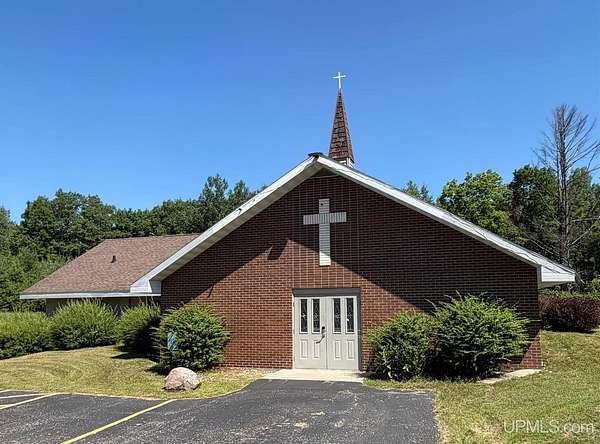 3.87 Acres of Improved Residential Land for Sale in Amberg Town, Wisconsin