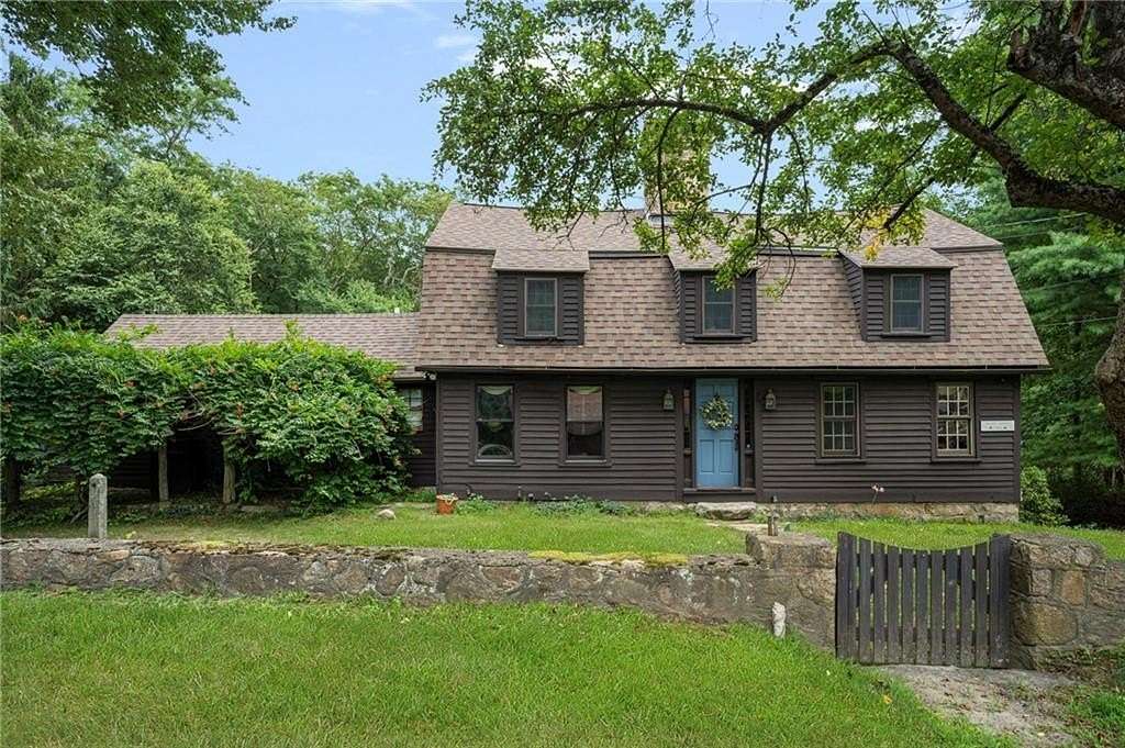 7 Acres of Land with Home for Lease in East Greenwich, Rhode Island