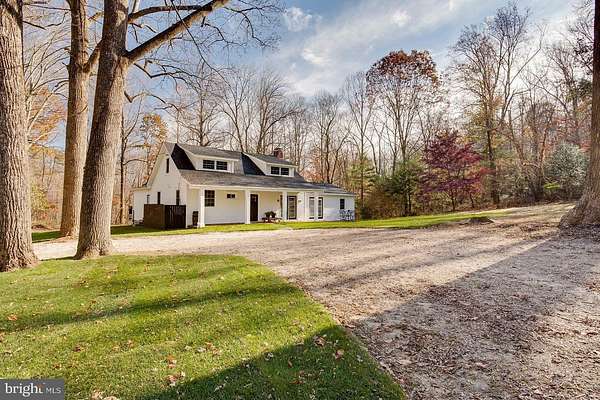 4 Acres of Land with Home for Lease in Sparks, Maryland