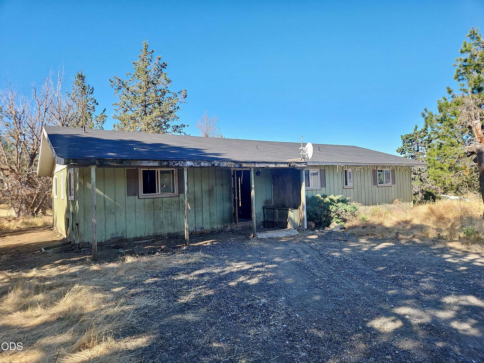 40 Acres of Recreational Land with Home for Sale in Klamath Falls, Oregon