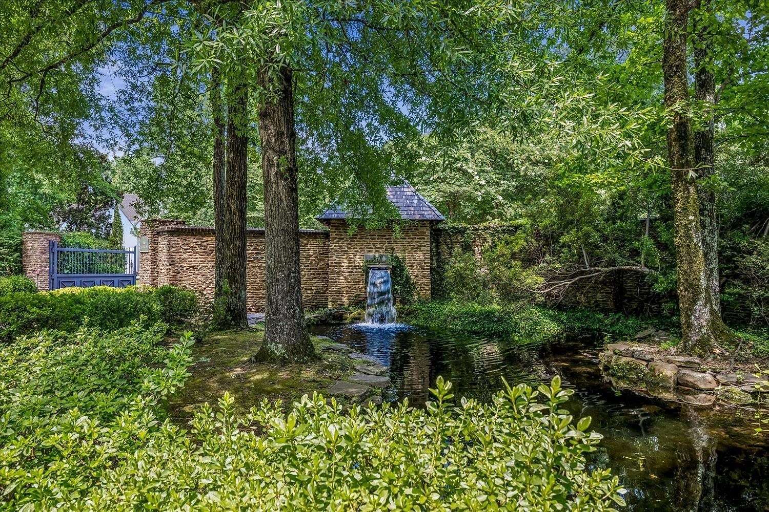 1.1 Acres of Residential Land for Sale in Memphis, Tennessee