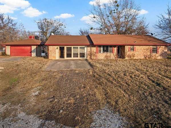 22.8 Acres of Land with Home for Sale in Talco, Texas