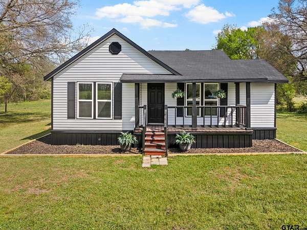 5 Acres of Land with Home for Sale in De Kalb, Texas