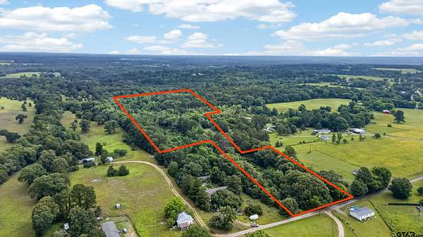 20 Acres of Recreational & Residential Land for Sale in Jacksonville, Texas