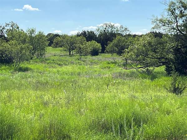 123 Acres of Land for Sale in Lampasas, Texas