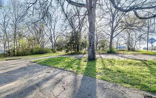 0.26 Acres of Commercial Land for Sale in Big Sandy, Texas