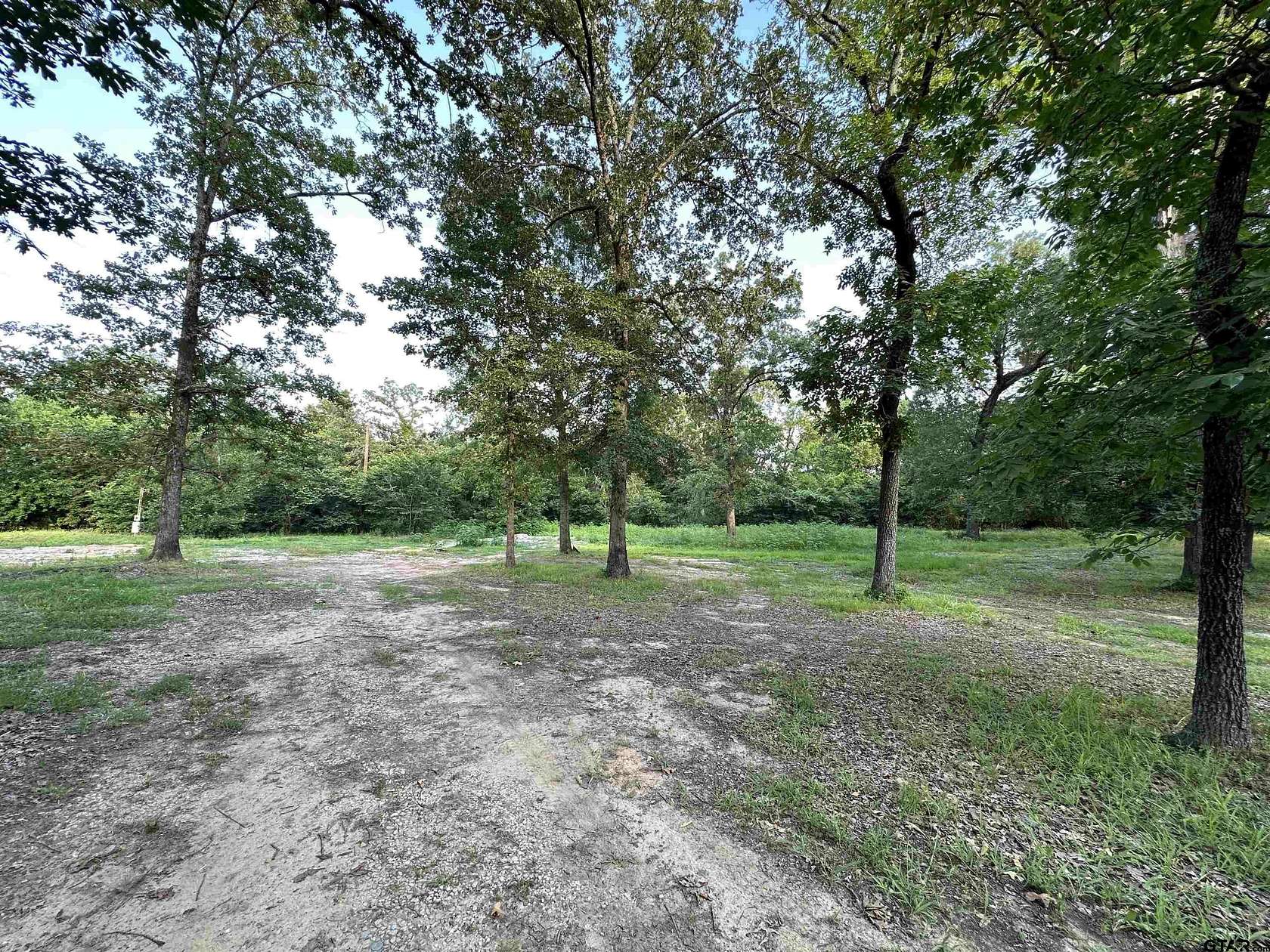 25 Acres of Recreational Land for Sale in Dike, Texas