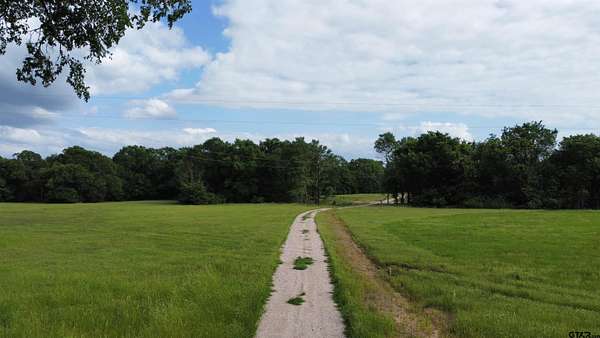 10.3 Acres of Land for Sale in Emory, Texas