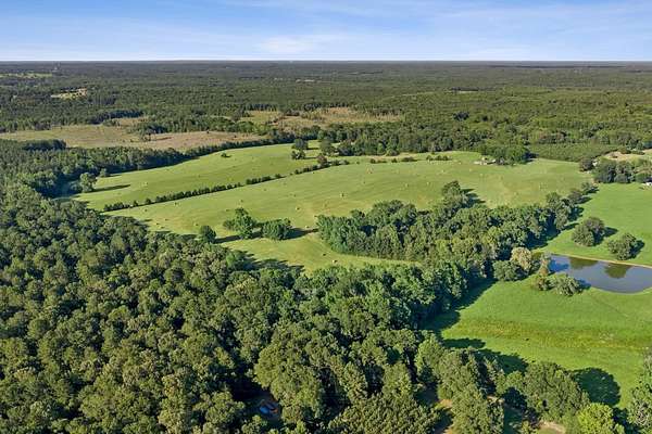 83.5 Acres of Land for Sale in Atlanta, Texas