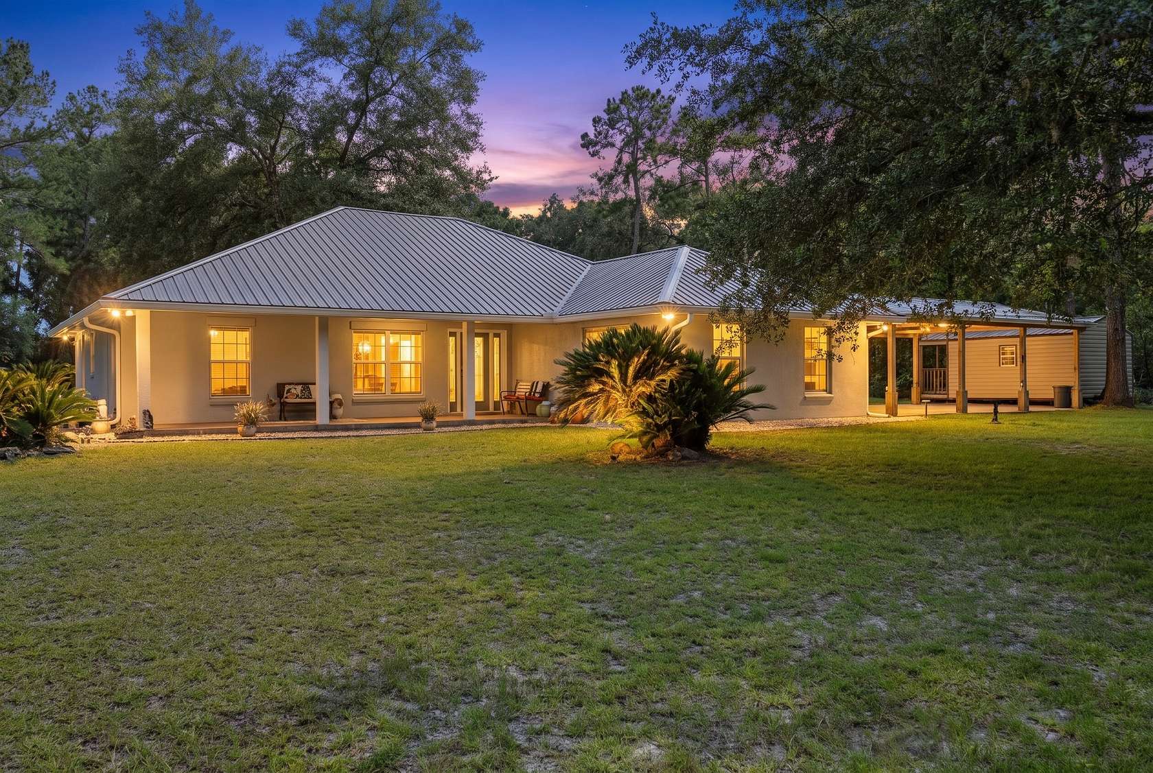 15.5 Acres of Land with Home for Sale in Live Oak, Florida