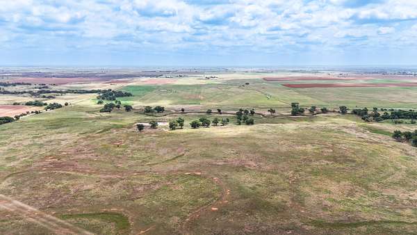 160 Acres of Agricultural Land for Auction in Temple, Oklahoma