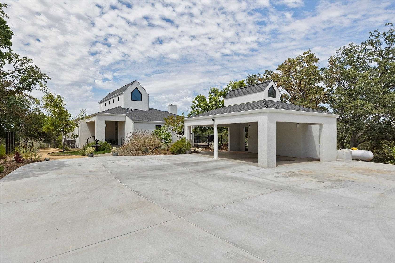 3 Acres of Land with Home for Sale in Red Bluff, California