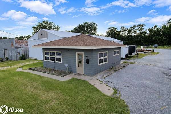 2 Acres of Commercial Land for Sale in Keokuk, Iowa