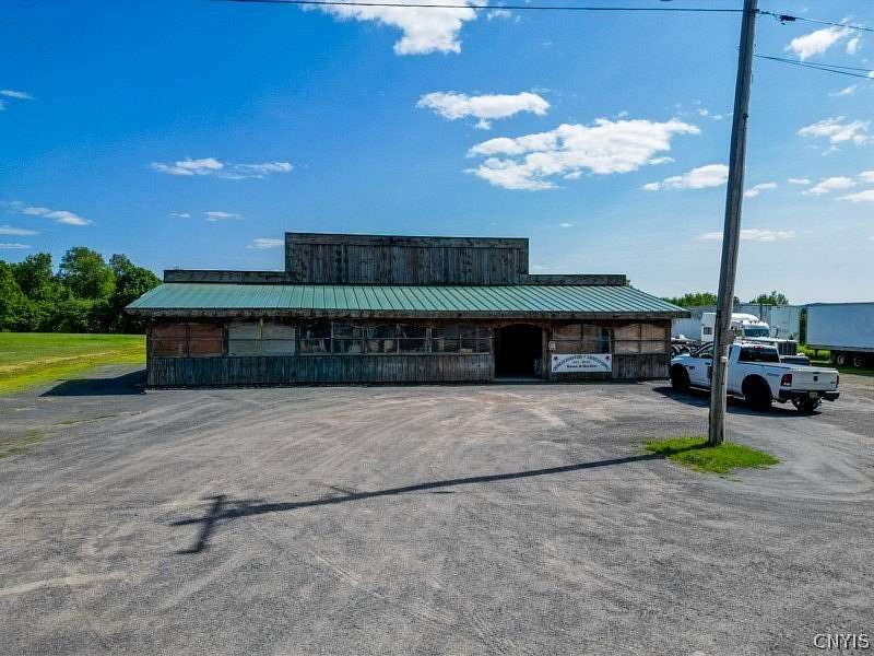 5 Acres of Improved Mixed-Use Land for Sale in Newport, New York
