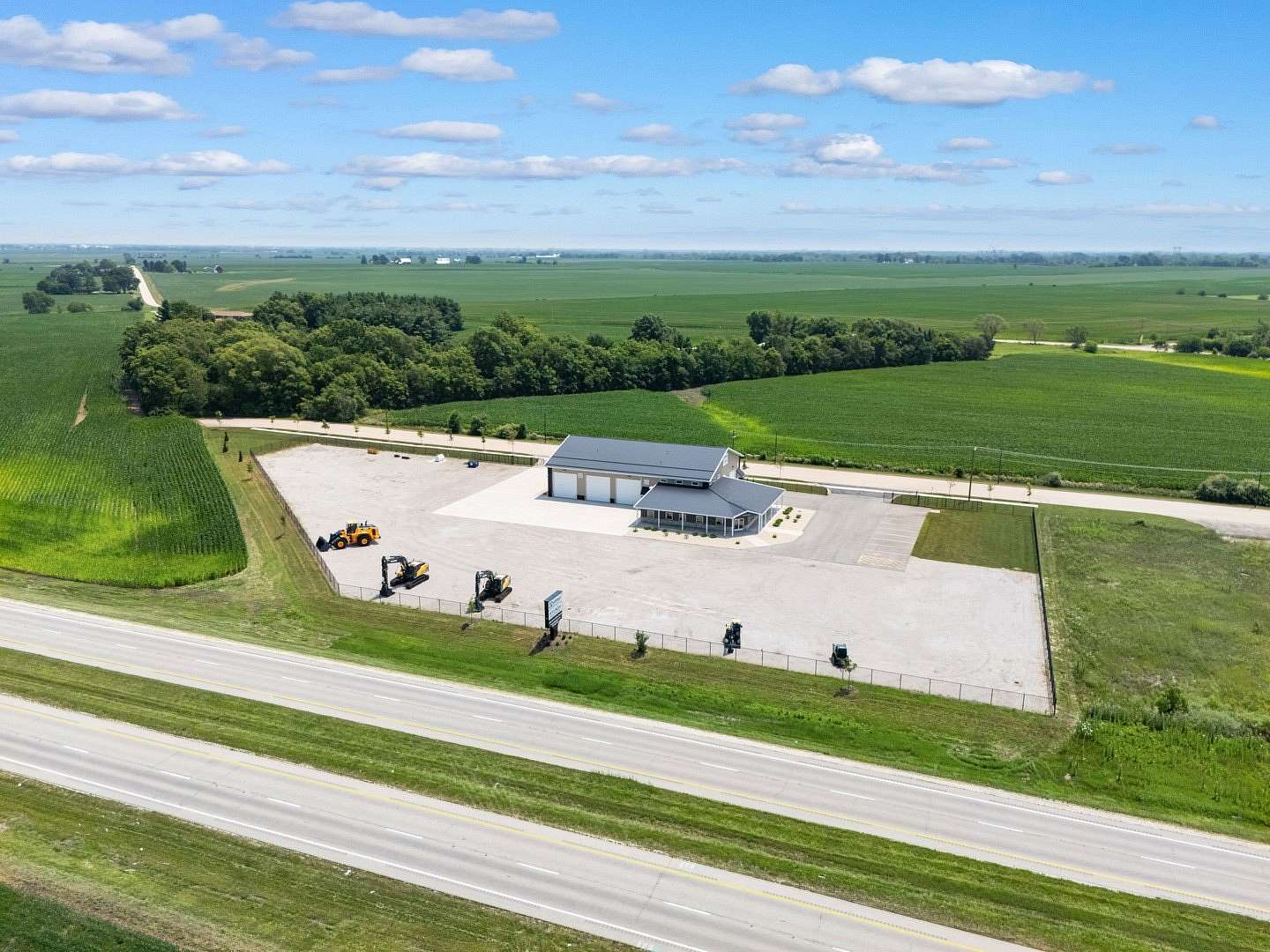 3.29 Acres of Commercial Land for Sale in Elwood, Illinois