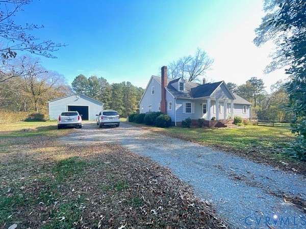 3.56 Acres of Land with Home for Lease in Doswell, Virginia