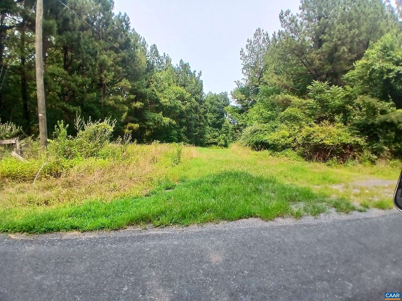 14 Acres of Land for Sale in New Canton, Virginia