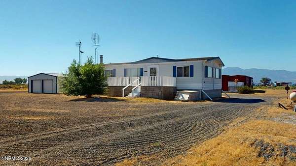 4.87 Acres of Land with Home for Sale in Battle Mountain, Nevada