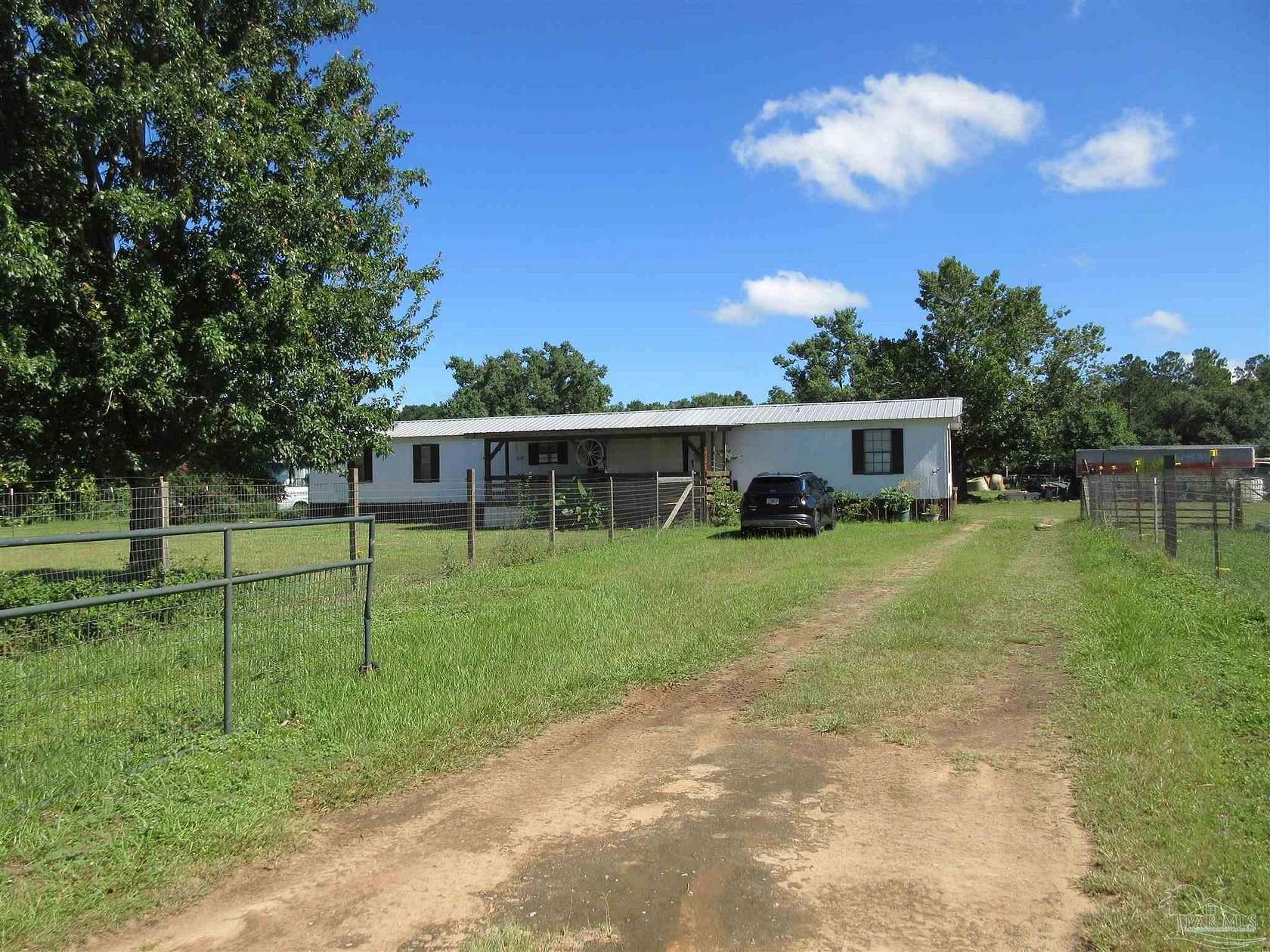 2.4 Acres of Land for Sale in Milton, Florida