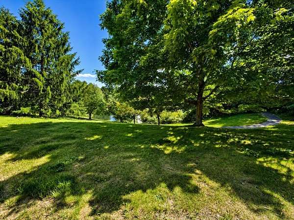 0.92 Acres of Residential Land for Sale in Holliston, Massachusetts