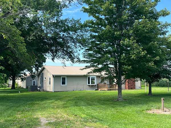 8 Acres of Land with Home for Sale in Coffeyville, Kansas