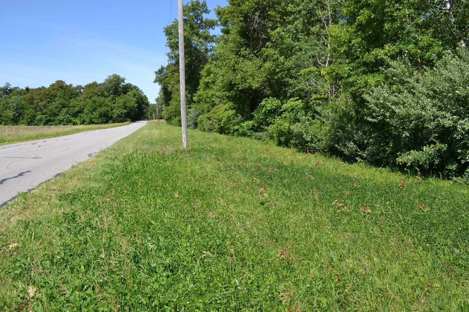 26.4 Acres of Land for Sale in De Motte, Indiana