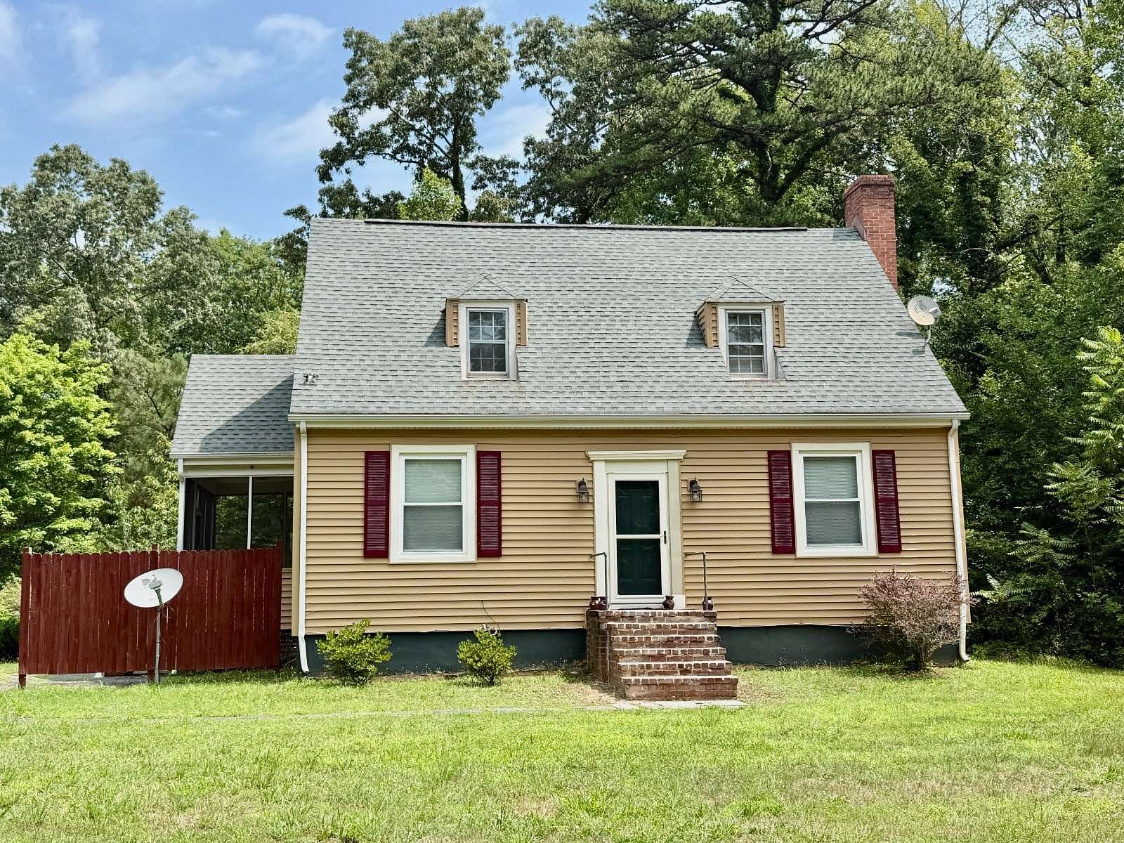 2.15 Acres of Land with Home for Sale in Gordonsville, Virginia
