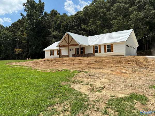1.8 Acres of Land with Home for Sale in Attalla, Alabama