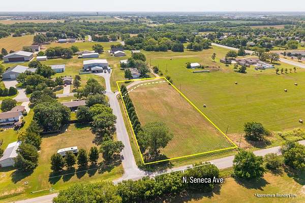 1.3 Acres of Residential Land for Auction in Valley Center, Kansas
