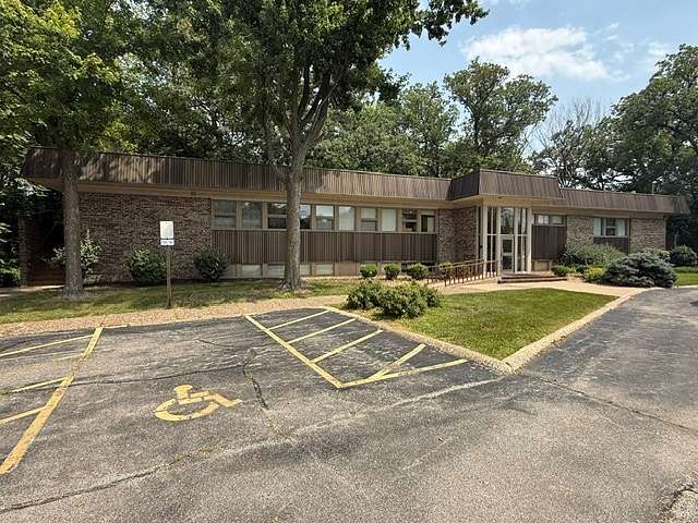1.77 Acres of Commercial Land for Sale in Moline, Illinois