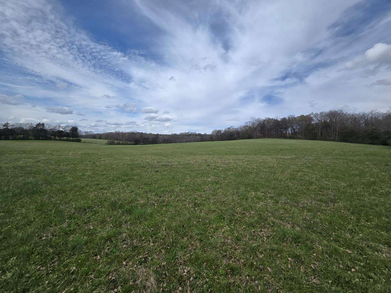 9.25 Acres of Land for Sale in Shelbyville, Tennessee