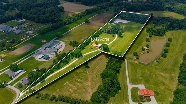 10.1 Acres of Improved Land for Sale in Greenbrier, Tennessee