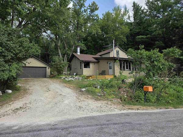 1.6 Acres of Land with Home for Sale in Deerfield, Wisconsin