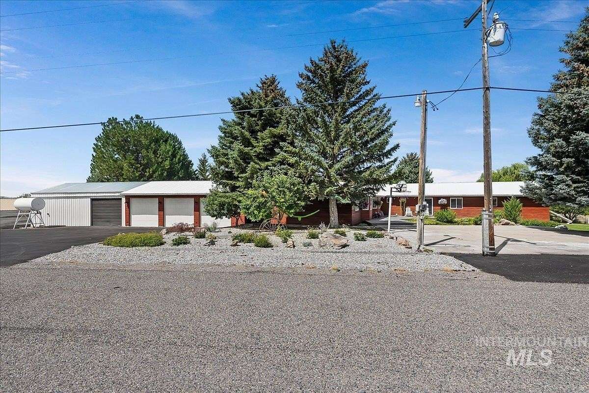 2 Acres of Land with Home for Sale in Shoshone, Idaho