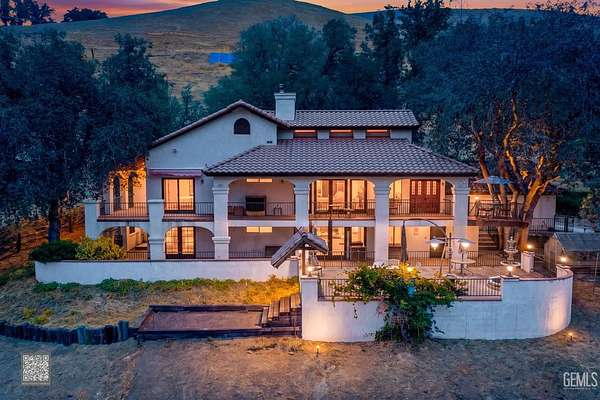 248 Acres of Land with Home for Sale in Glennville, California