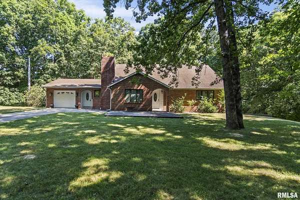 4.22 Acres of Land with Home for Sale in Girard, Illinois