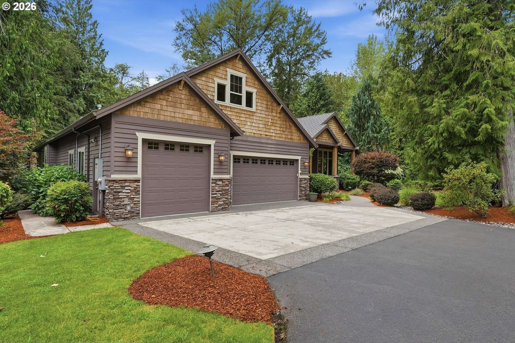 2.1 Acres of Land with Home for Sale in Sandy, Oregon