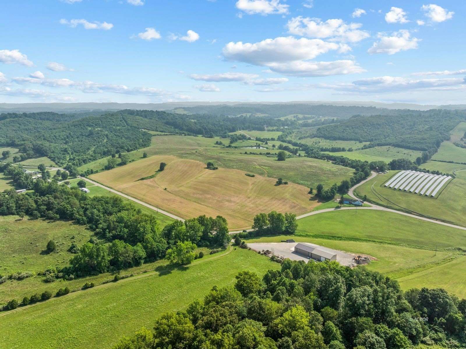 285 Acres of Land for Sale in Gallipolis, Ohio