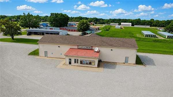 1.85 Acres of Mixed-Use Land for Sale in Trenton, Missouri