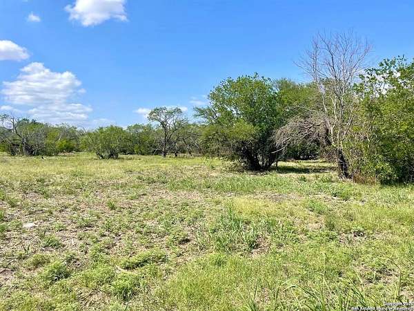1 Acre of Commercial Land for Sale in San Antonio, Texas