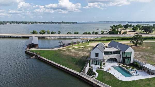 0.21 Acres of Residential Land for Sale in Gun Barrel City, Texas