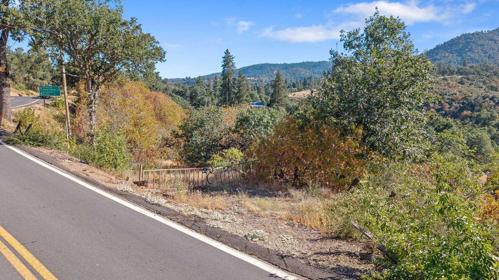 2.79 Acres of Residential Land for Sale in Miramonte, California