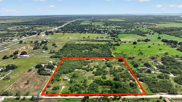 10 Acres of Residential Land for Sale in Adkins, Texas